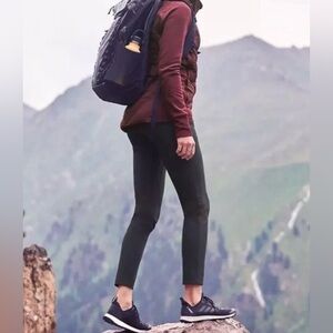 Athleta Wander Stash Skinny Pants Women’s Size 4 Black Stretch Athleisure Hiking